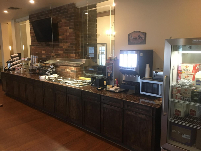 Food & Drinks 5, Quality Inn Guthrie, Logan