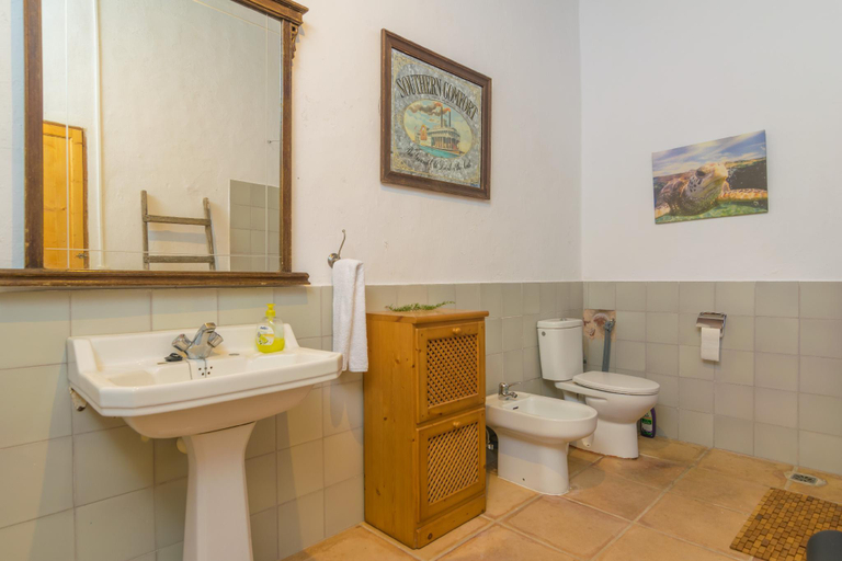 Bathroom 4, SON BANUS, Baleares