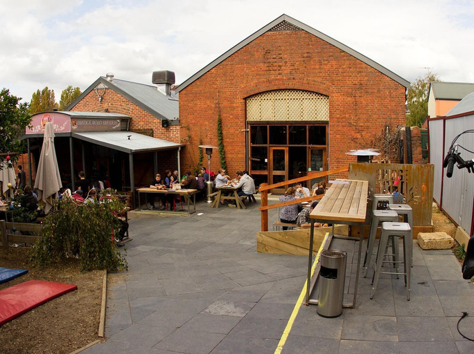 Food & Drinks, Beechworth On Bridge Motel , Indigo - Pt A