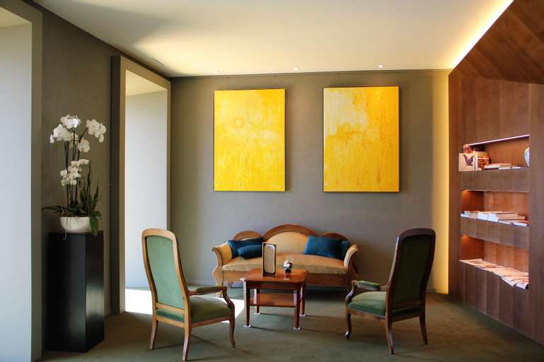 Public Area 2, Hotel Bon Rivage - Restaurant L'Olivier, Pays-d'Enhaut