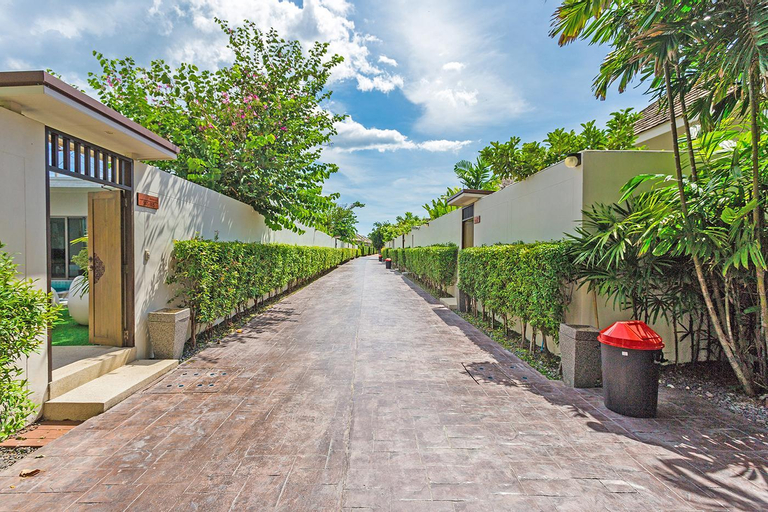 Yipmunta pool villa, Phuket Island