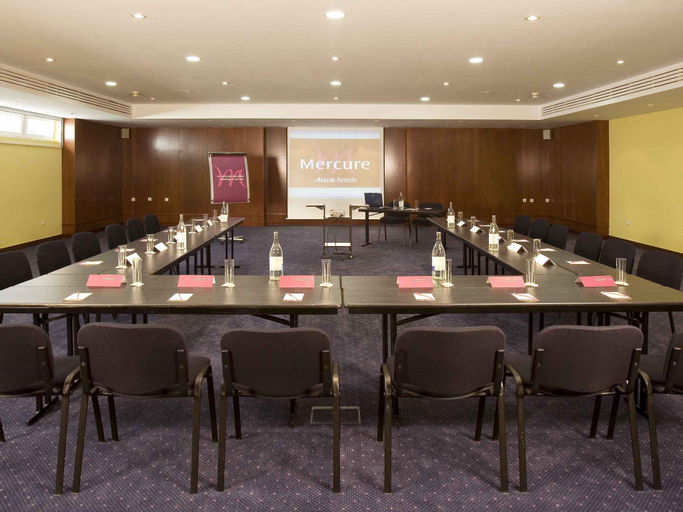 Business Facilities 11