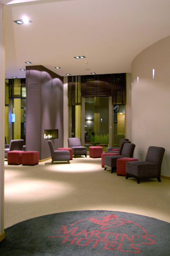 Public Area 4, Martin's Brugge, West-Vlaanderen