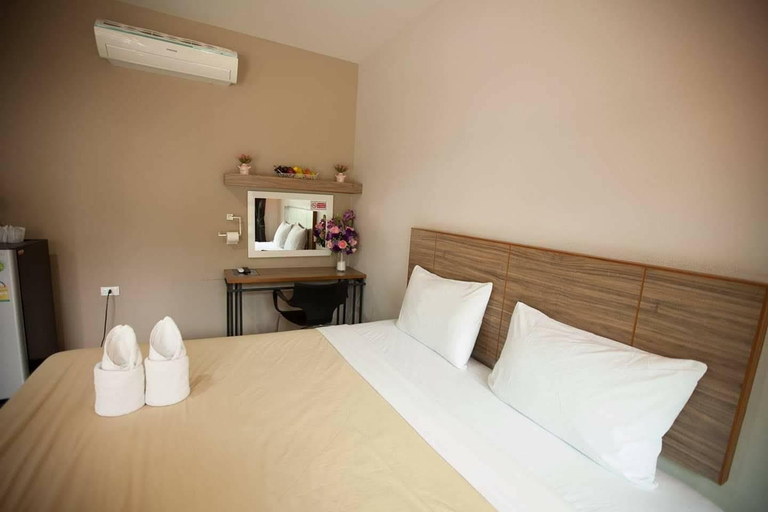 Bedroom 2, Grand Maihom Hotel, Muang Chiang Mai
