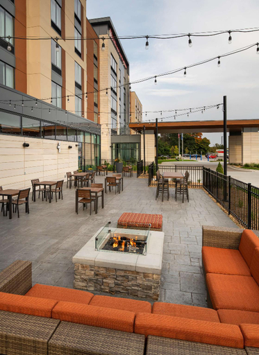 Food & Drinks 4, Hilton Garden Inn Milwaukee Brookfield Conference Center, Waukesha