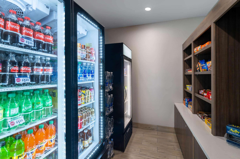 Food & Drinks 2, La Quinta Inn & Suites by Wyndham Tifton, Tift