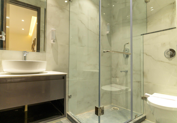 Bathroom 4, Stamps Golden Lagoon by Eight Continents, Amritsar