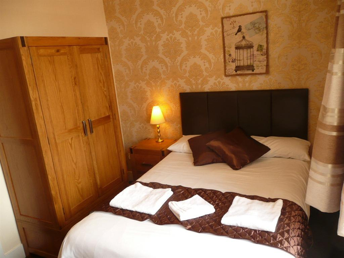 Bedroom 2, Pier View Hotel and Apartments, Lincolnshire