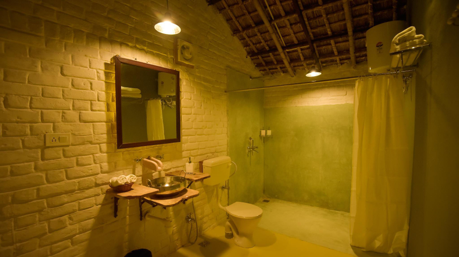 Bathroom 4, Camp Land's End , Ajmer