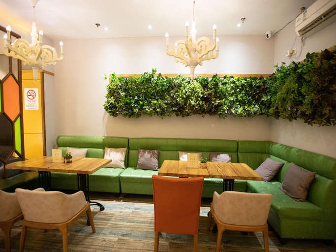 Others 4, 7 Days Premium Hotel Shanghai Xujiahui Longhua Road Metro station, Shanghai