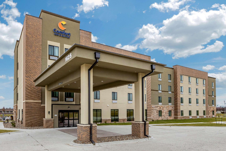Others 5, Comfort Inn & Suites West Des Moines, Dallas
