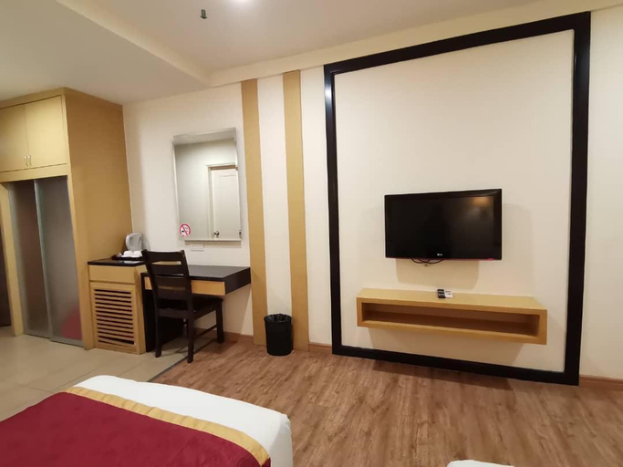 Bedroom 2, Grand Eastern Hotel Sdn Bhd ( 877519-A ), Penampang
