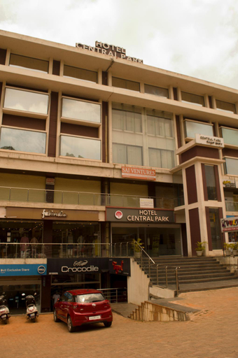 Others 5, Hotel Central Park, Udupi