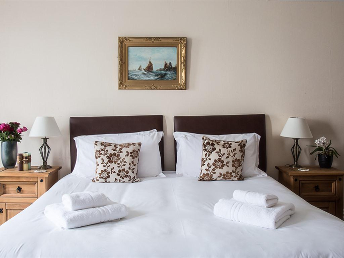 Bedroom, Old Ship Aground, Somerset