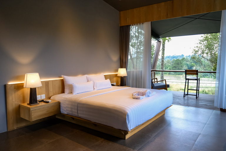 Teras Hotel Ijen Banyuwangi Room Type - Deluxe king