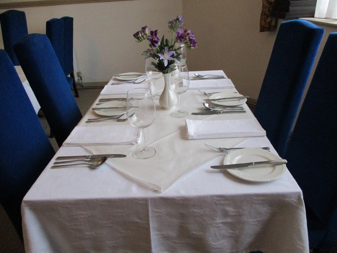 Food & Drinks 4, County Hotel, Pembrokeshire