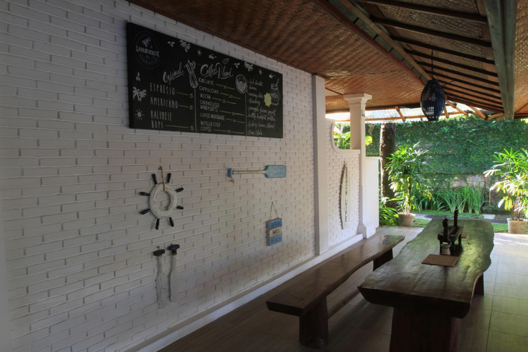 Food & Drinks 5, Sanur House, Denpasar