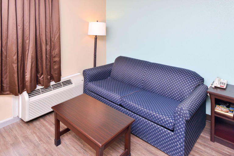 Bedroom 3, Quality Inn Starkville near University, Oktibbeha