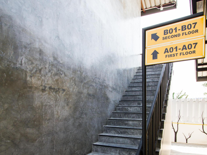 Public Area 3, The Bike Loft Family Hostel, Hua Hin