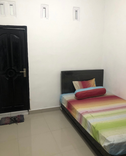 Bedroom 2, Beverly Residence, Lombok