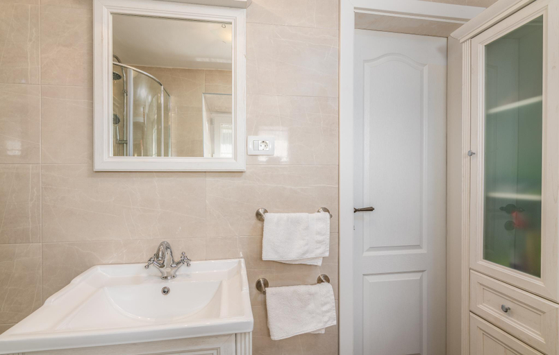 Bathroom 3, Holiday House Serenity, Malinska-Dubašnica
