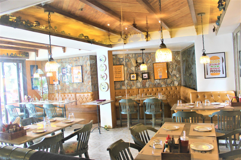 Food & Drinks 3, Lakeside Inn, Nainital