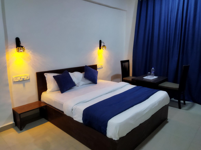 Bedroom 2, hotel rain sky inn, Pune