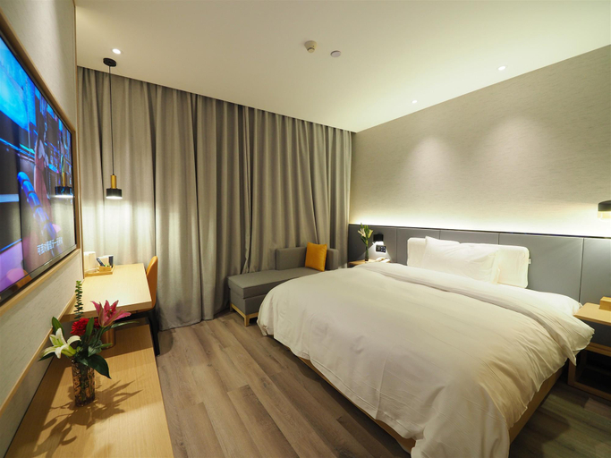 Bedroom 3, Starway Hotel Xinyang Railway Station Tianrun Plaza, Xinyang