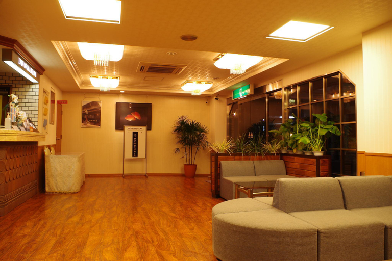 Public Area 2, City Hotel Seiunso, Sakai