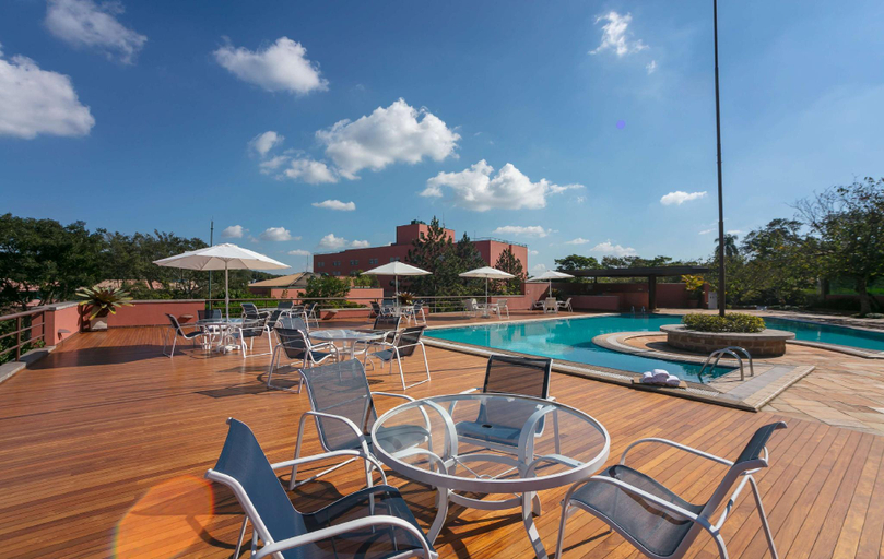 Sport & Beauty 2, Almenat Embu das Artes, Tapestry Collection by Hilton, Embu
