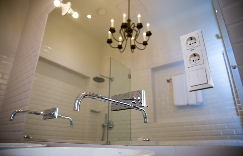 Bathroom 4, Dome Hotel, Riga