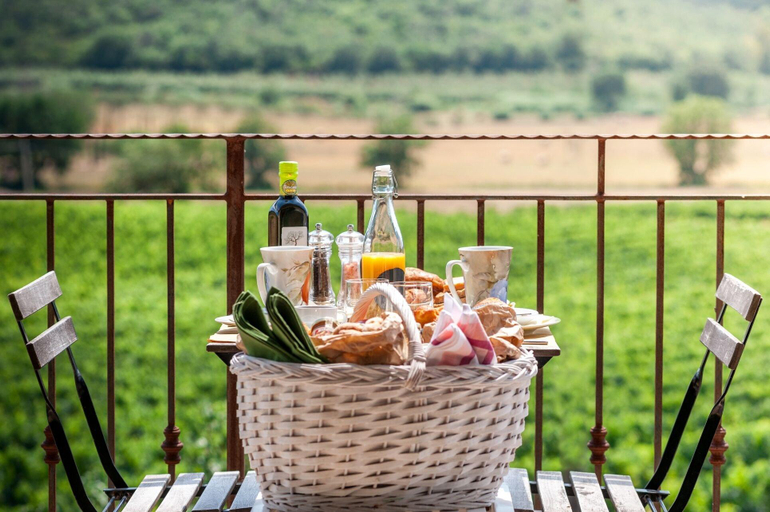 Food & Drinks 5, Poggiolivi Country House, Grosseto