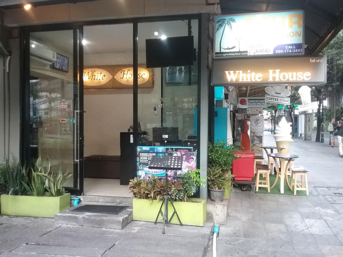 Public Area 14