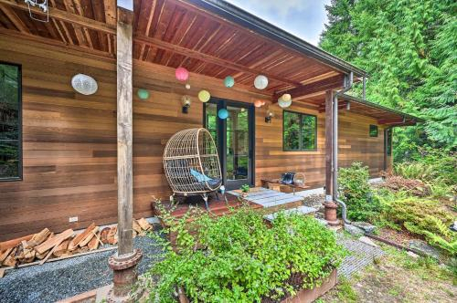 Custom Whidbey Island Home with Steam Sauna!, Island