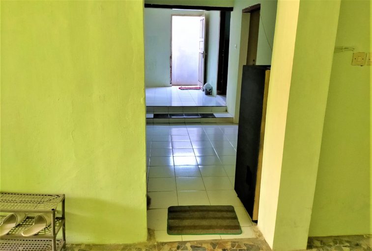 Entrance 2, Gandrung City Hostel, Banyuwangi
