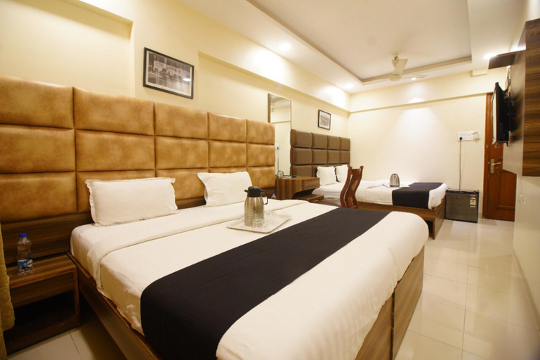 Bedroom 3, Hotel Mina International, Mumbai Suburban