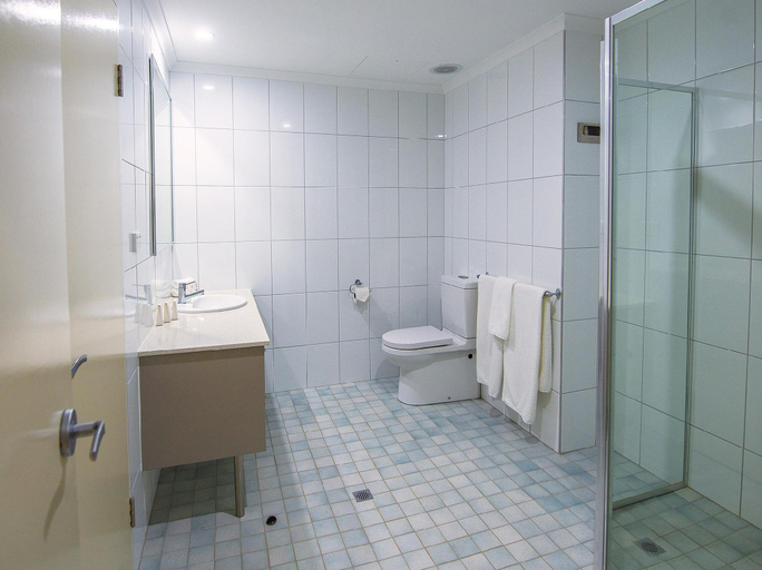 Bathroom 4, Club Tropical Resort Darwin, Lee Point-Leanyer Swamp