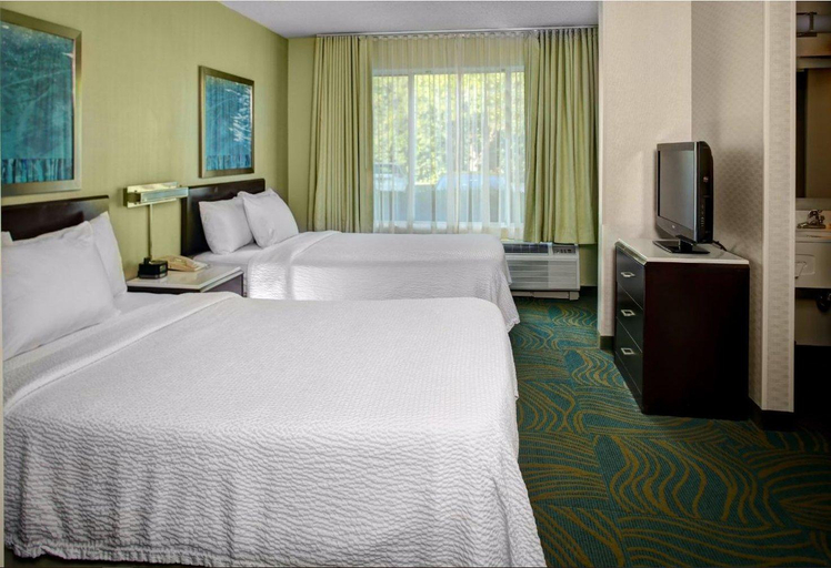 Bedroom 3, Kings Inn & Suites Mason, Warren