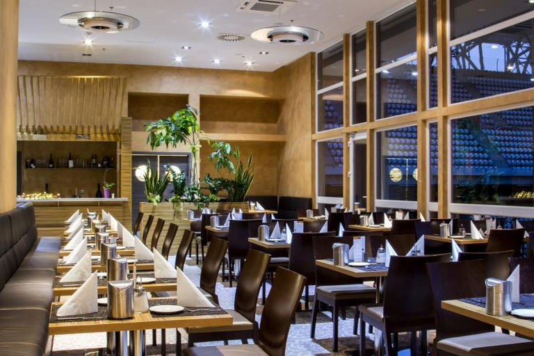 Food & Drinks 5, Eto Park Hotel Business and Stadium, Győr