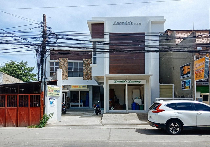 Exterior & Views, Leonila S Travellers Inn, Iloilo City