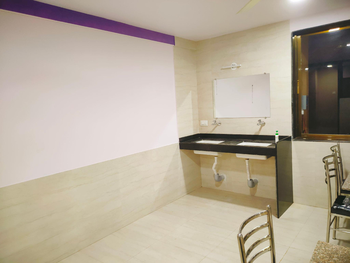 Bathroom, Yashraj Beach Resort, Ratnagiri