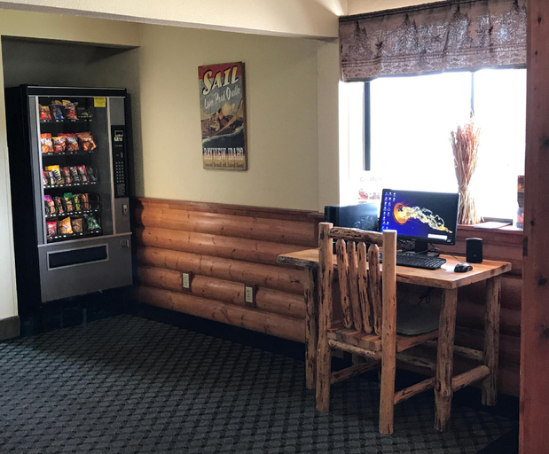Food & Drinks 4, FairBridge Inn and Suites Sandpoint, Bonner