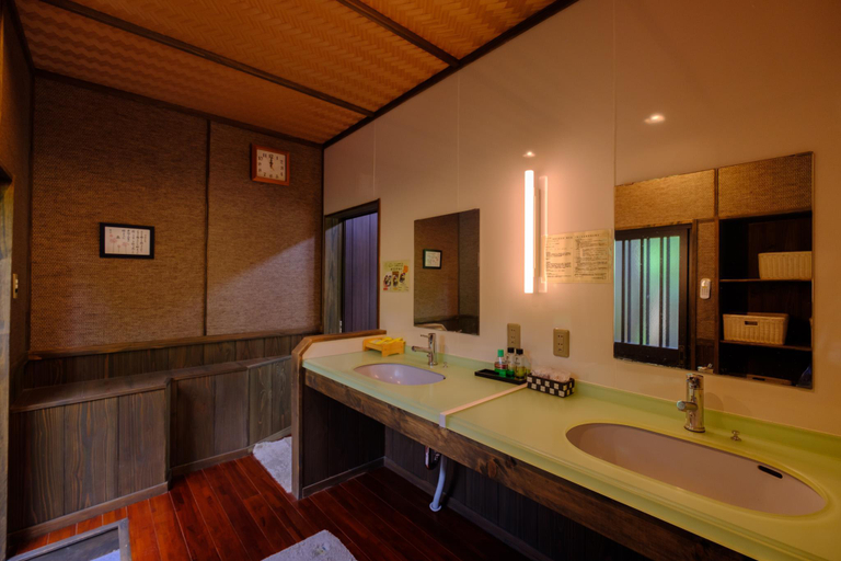 Bathroom, Ryokan Nobiru Sansou, Yufu