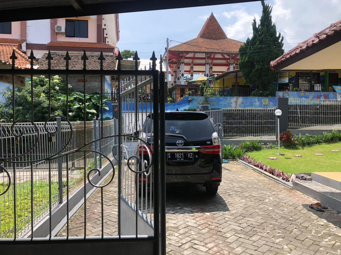 Exterior & Views 4, Villa Aura Firdaus, Mojokerto