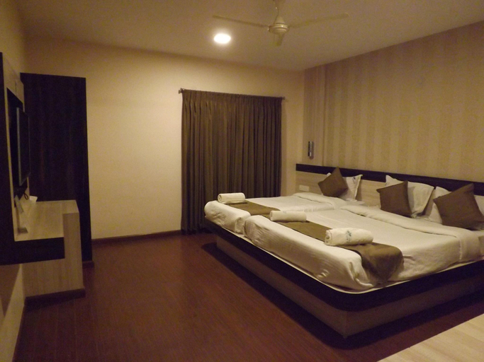 Bedroom 3, The Majestic Crown Hotel, The Nilgiris