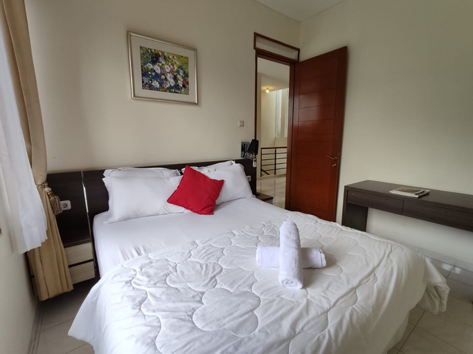 Bedroom 2, Villa Mawar Syariah 3 BR with Private Pool, Bandung