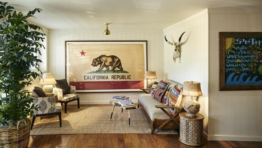 Public Area 3, Laguna Beach House, Orange