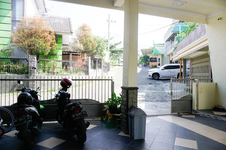 Others 3, Griya Imafa Inn near Jatim Park 2, Malang