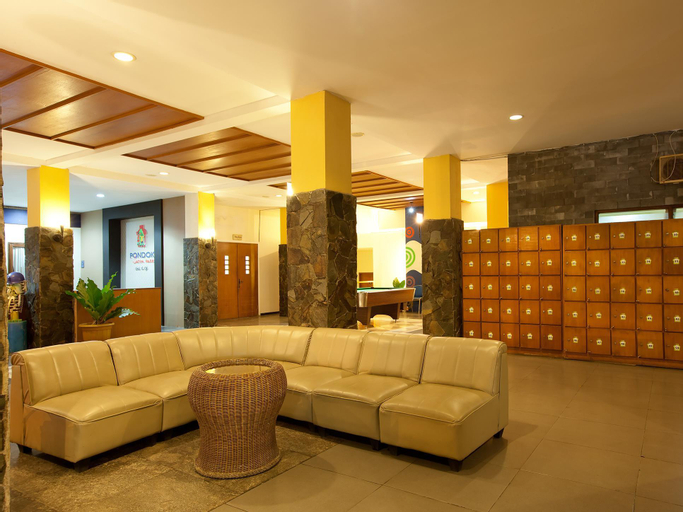 Public Area 23