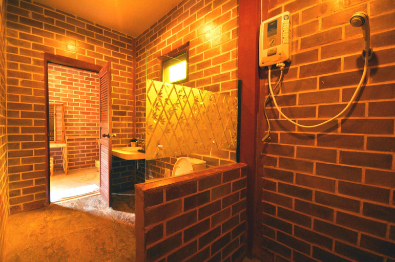 Bathroom 4, Theerama Cottage Natural Resort, Suan Phung